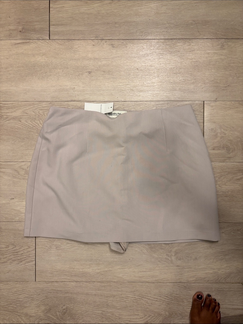NWT Abercrombie & Fitch Light Taupe Scarlett Mini Skort